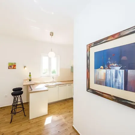 Alex Apartment