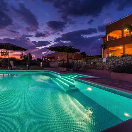 Alex Апартаменти