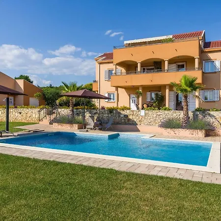 Apartamento Alex Zadar